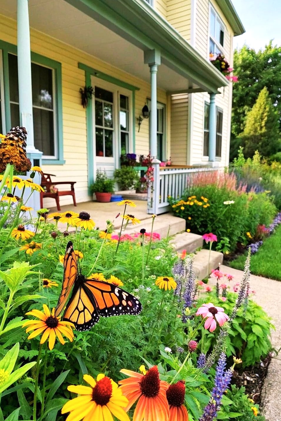 30 Amazing Front Yard Landscaping Ideas on a Budget 19 A Simple Butterfly or Pollinator Garden
