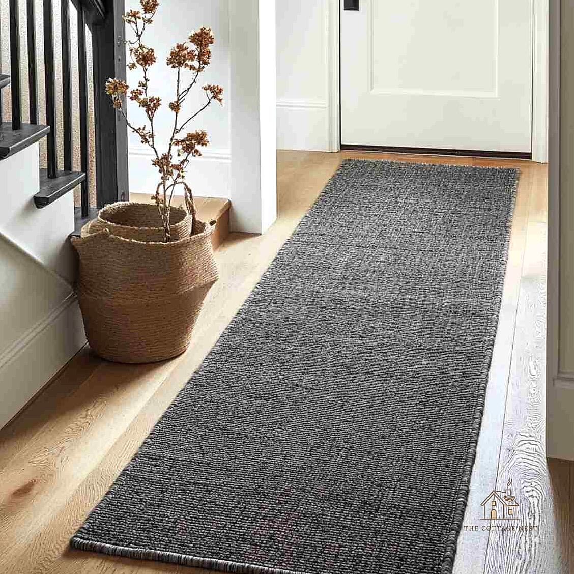 30 Clever Entryway Rug Ideas for Every Style 14 Solid Color Rug in a Rich Jewel Tone
