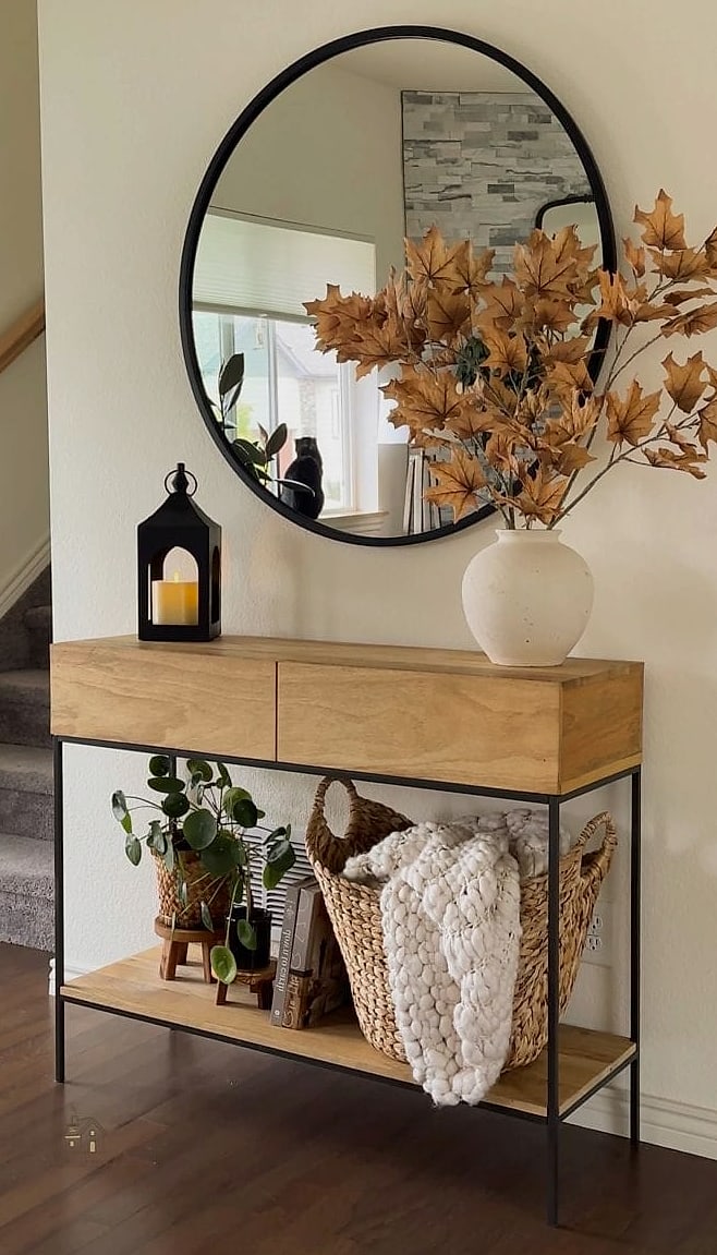 25 Creative Entryway Decor Ideas That Will Inspire You 2 A Statement Console Table