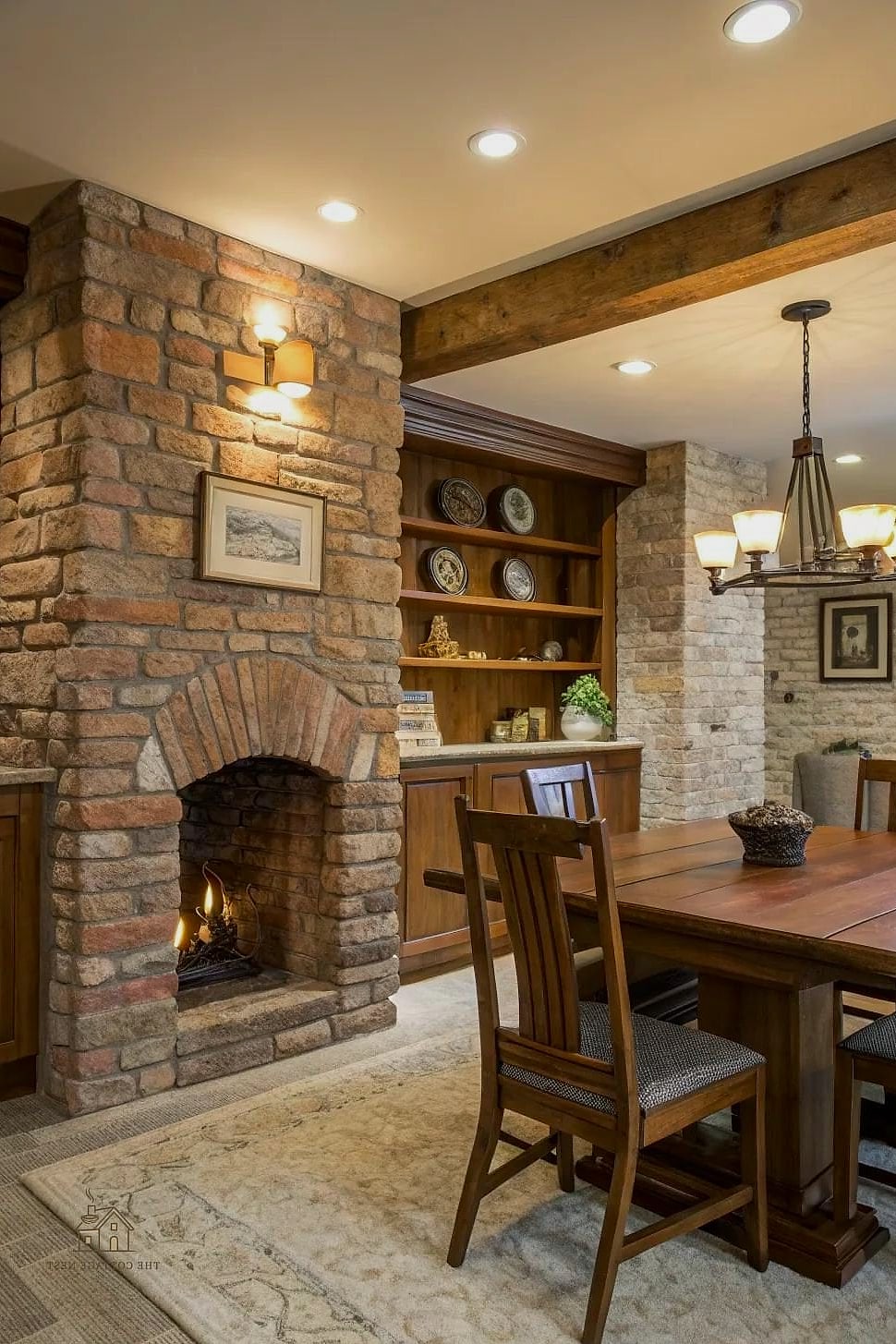 35 Gorgeous Farmhouse Dining Room Decor Ideas That Are Totally Doable 23 Stone or Brick Accent Wall