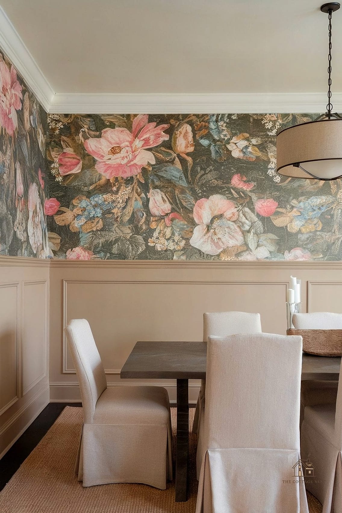 50 Beautiful Dining Room Wallpaper Ideas to Transform Your Space 27 Textured Linen-Look Wallpaper