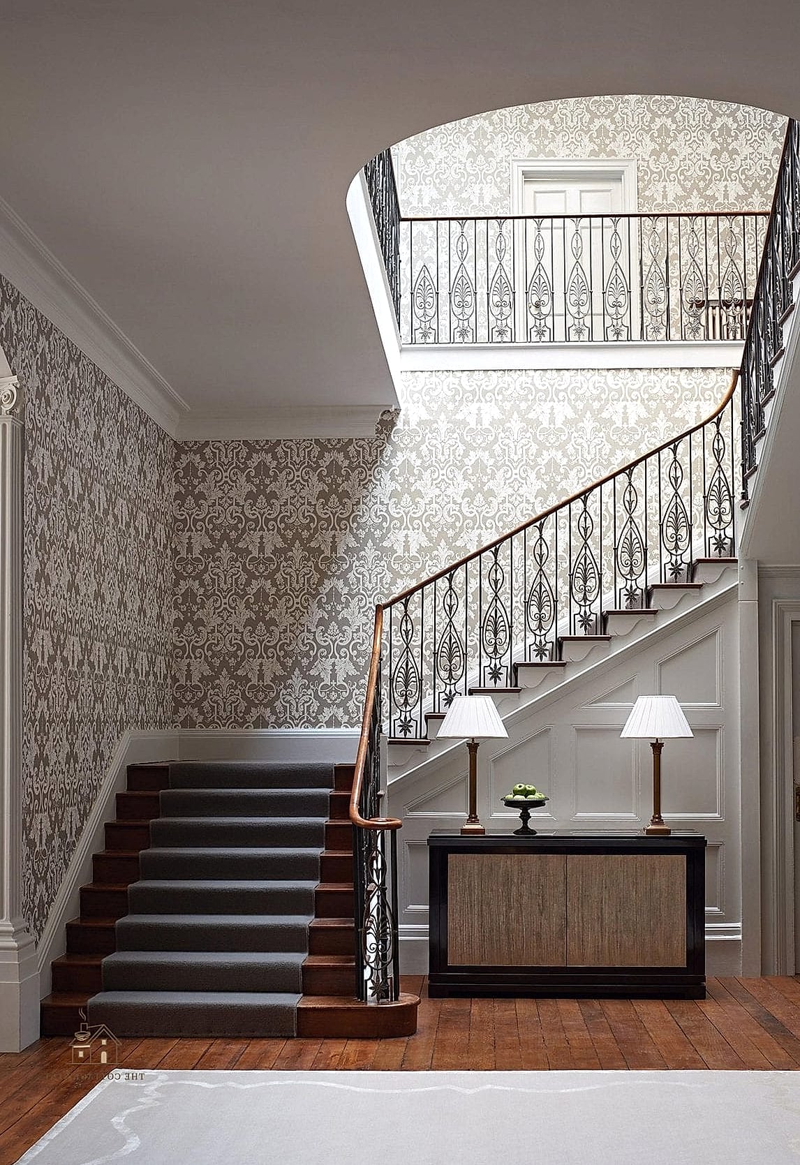 Textured Wallpaper in Neutral Tones