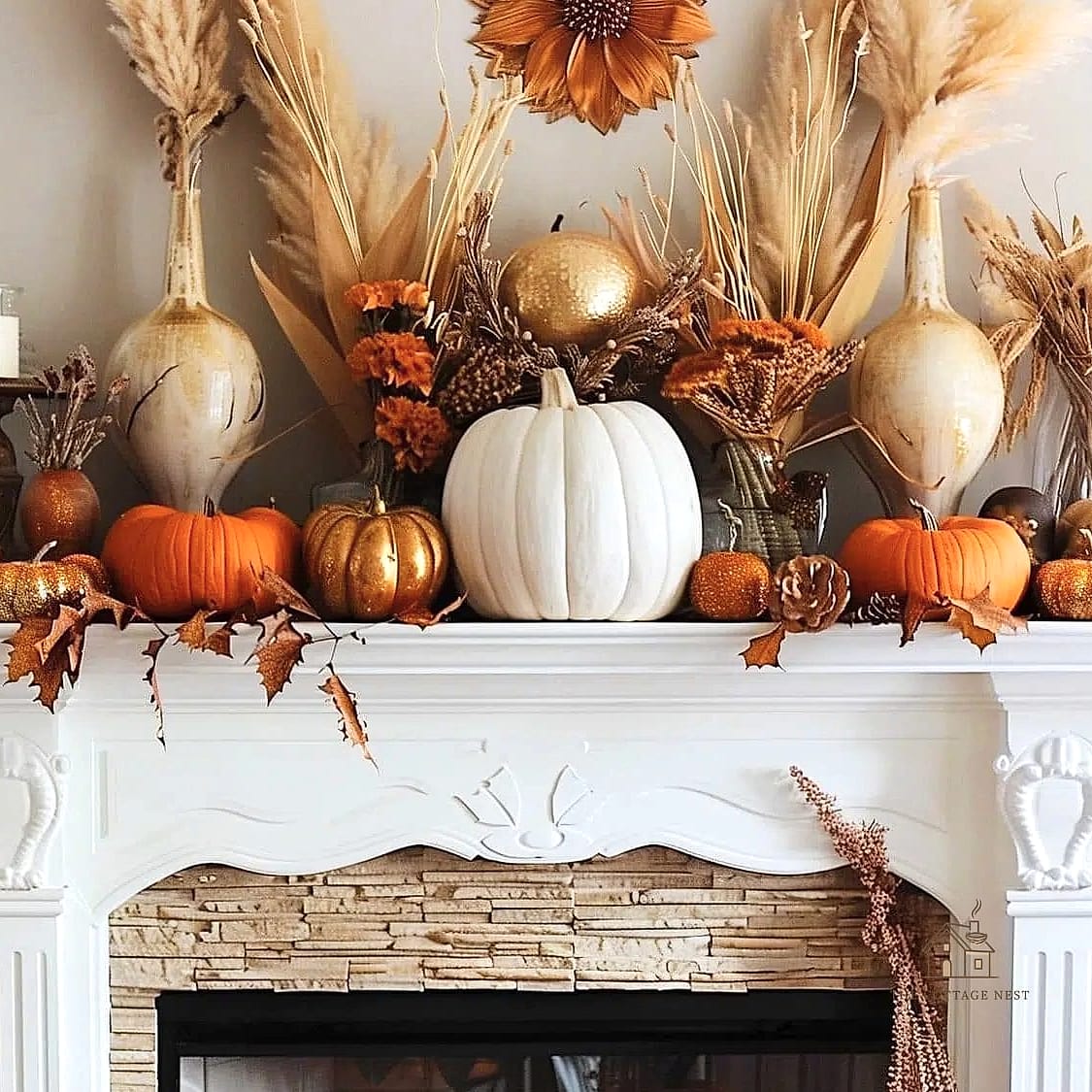 Two-Tone Pumpkin Display