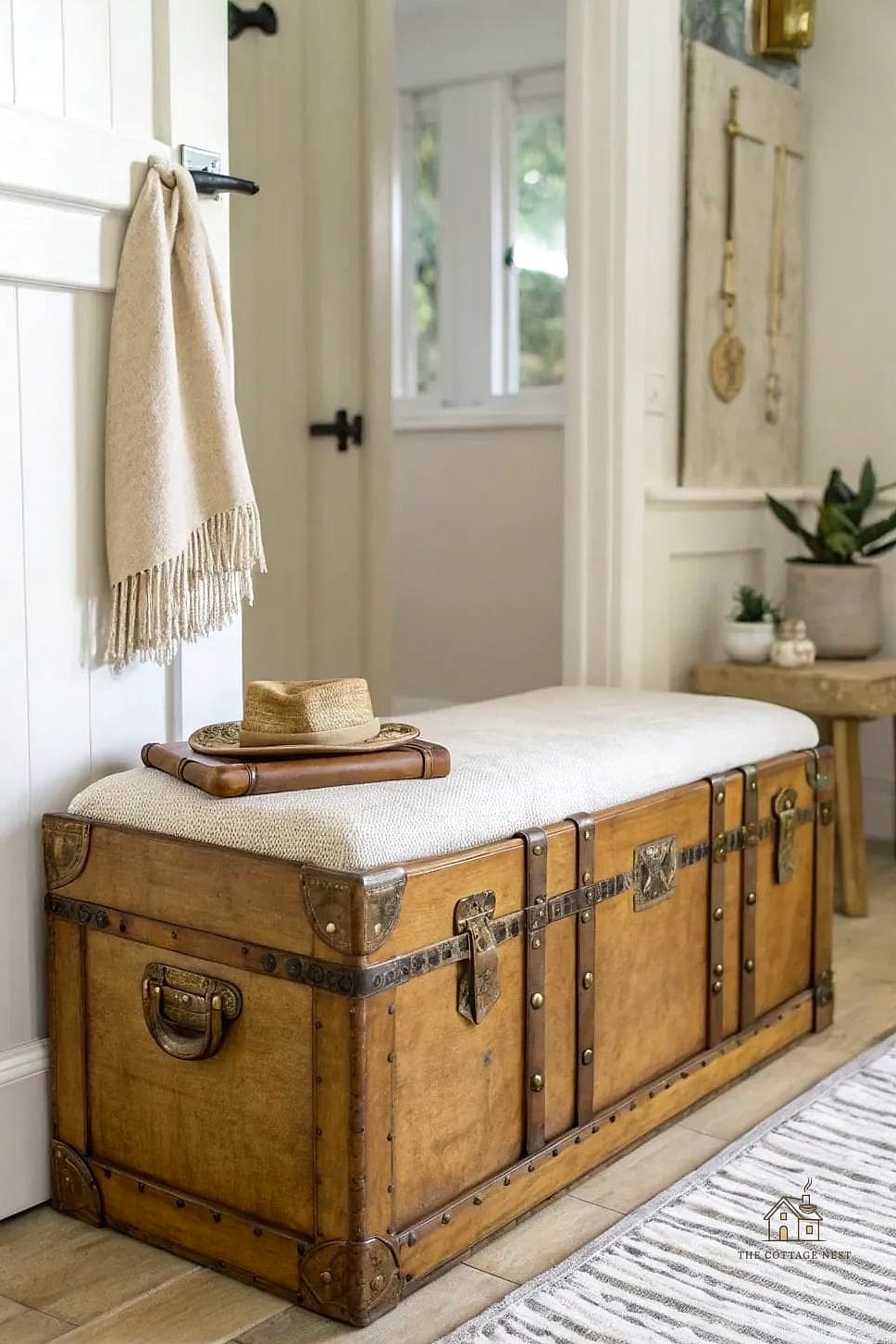 30 Amazing Entryway Bench Ideas on a Budget 23 Vintage Trunk as a Bench