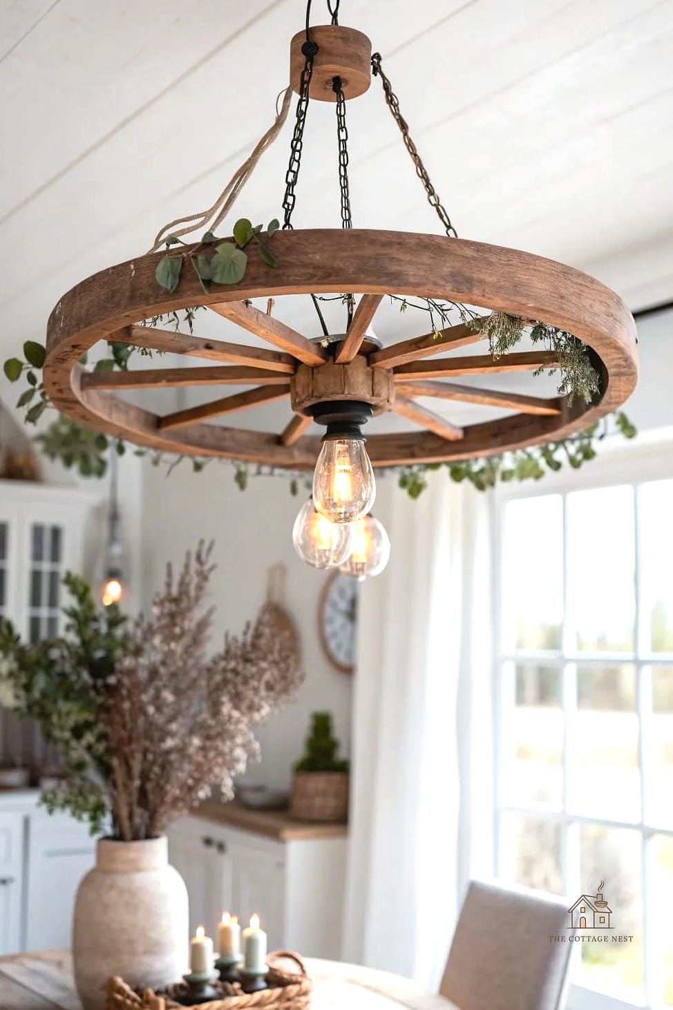45 Brilliant Farmhouse Dining Room Lighting Ideas to Copy Right Now 6 Wagon Wheel Chandelier
