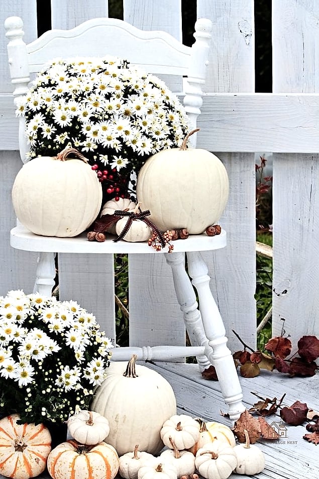 45 Gorgeous Fall Front Porch Decor Ideas That Are Totally Doable 20 White Pumpkins for a Modern Twist