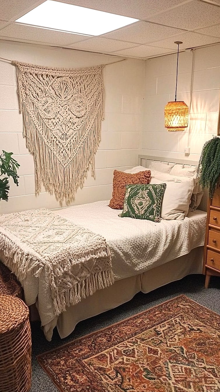 30 Beautiful Boho Dorm Room to Transform Your Space 20 Woven Wall Basket Display